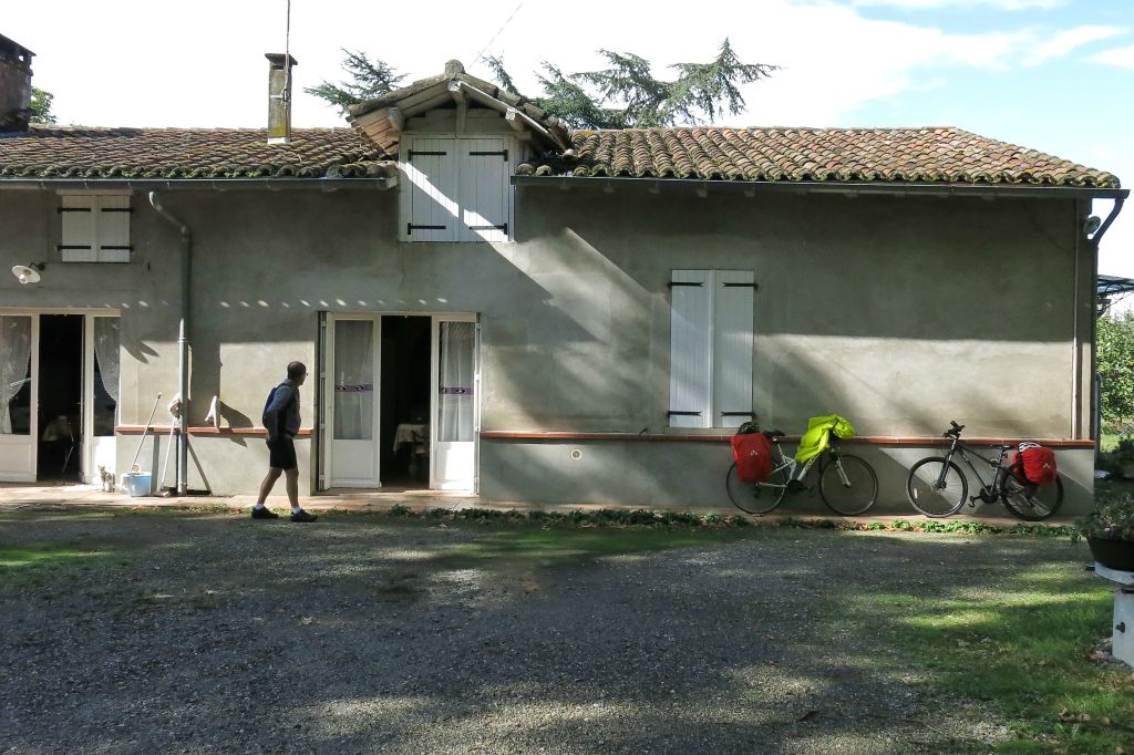 Arrivée à notre chambre d'hôtes très rustique à Dieupentale